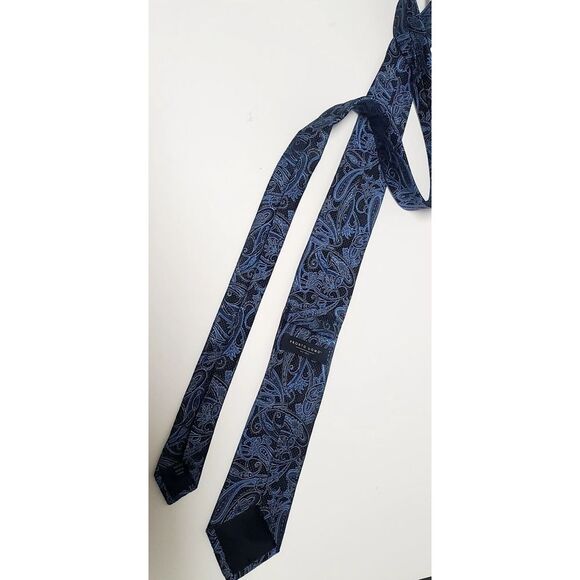 Pronto Uomo Necktie Black, Blue, and Taupe Paisley Printed Narrow 100% Silk Tie - Picture 9 of 11